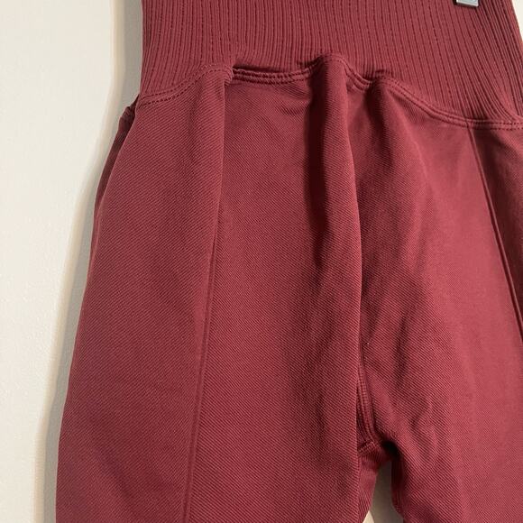 NWOT Free People Movement Ribbed Compression Leggings in Maroon - Picture 2 of 9